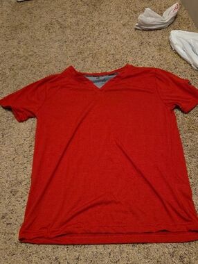 Red V-Neck Short Sleeve Tee